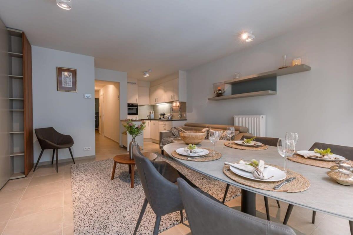 Huswell - Comfortable 2 Bedroom Apartment With Sea-View 克诺克－海斯特 外观 照片