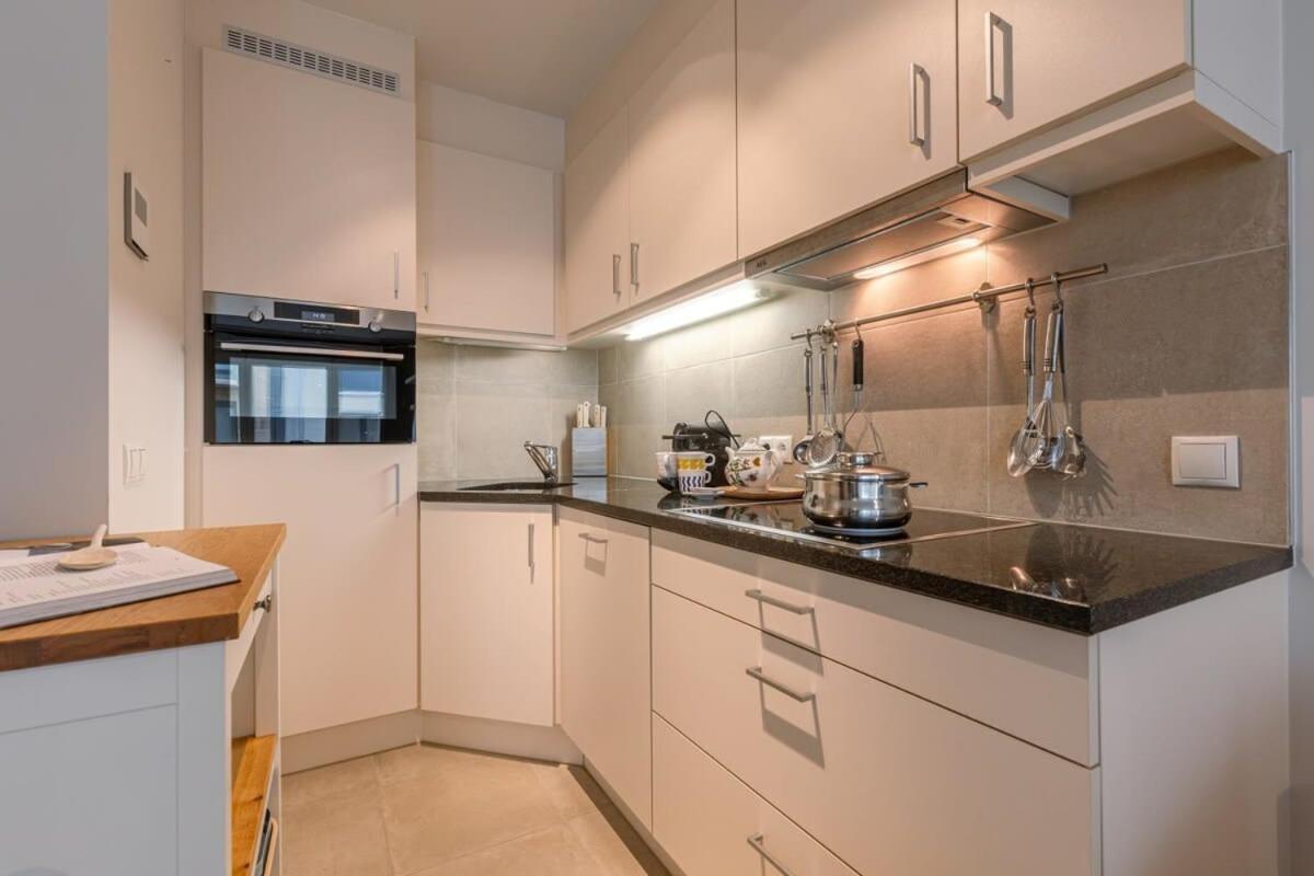 Huswell - Comfortable 2 Bedroom Apartment With Sea-View 克诺克－海斯特 外观 照片